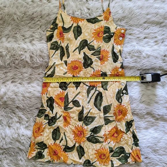 Vintage sunflower print dress - Picture 6 of 9